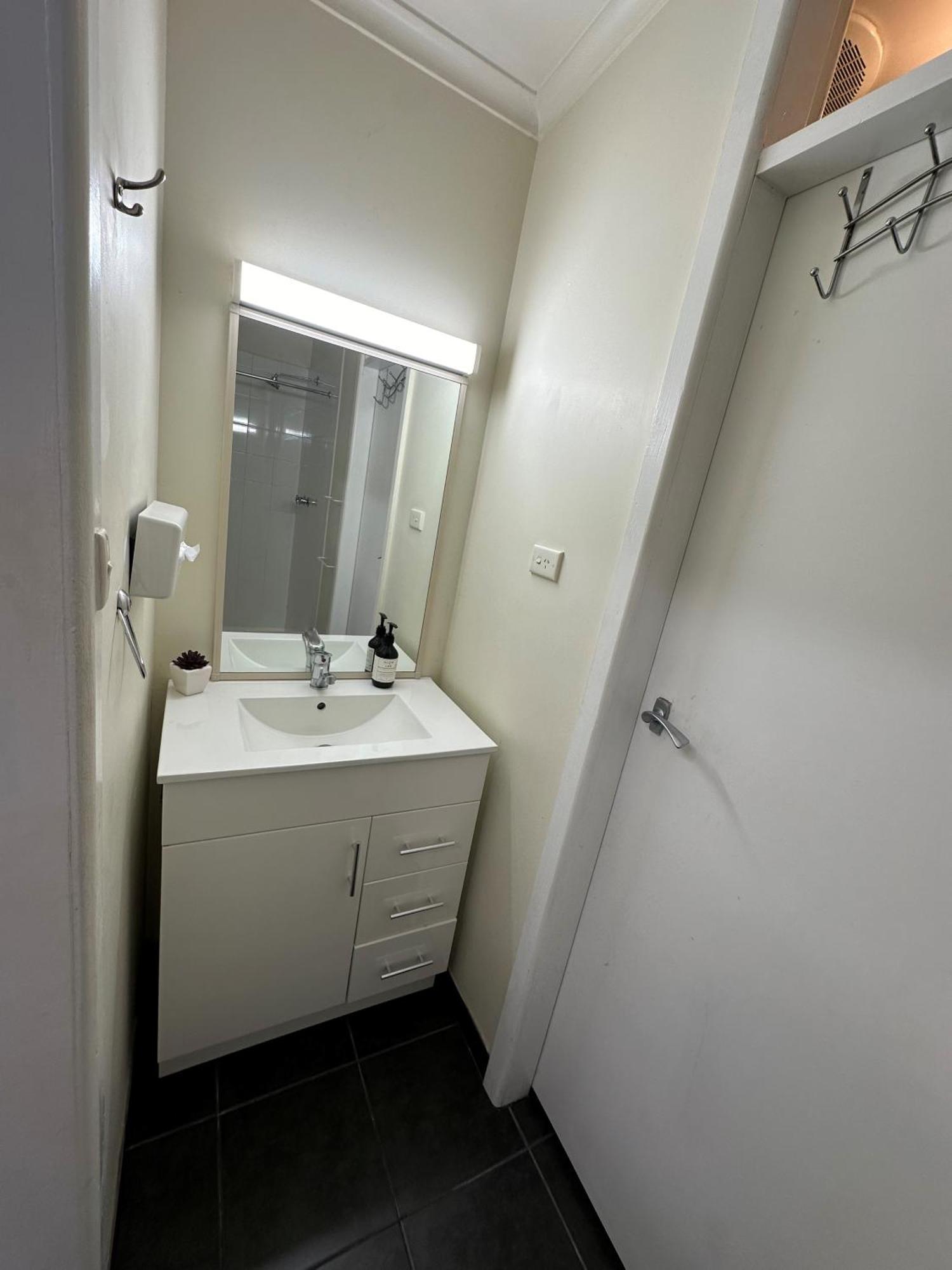 The Silver Bream Motel & Self Contained Units 말라쿠타 외부 사진